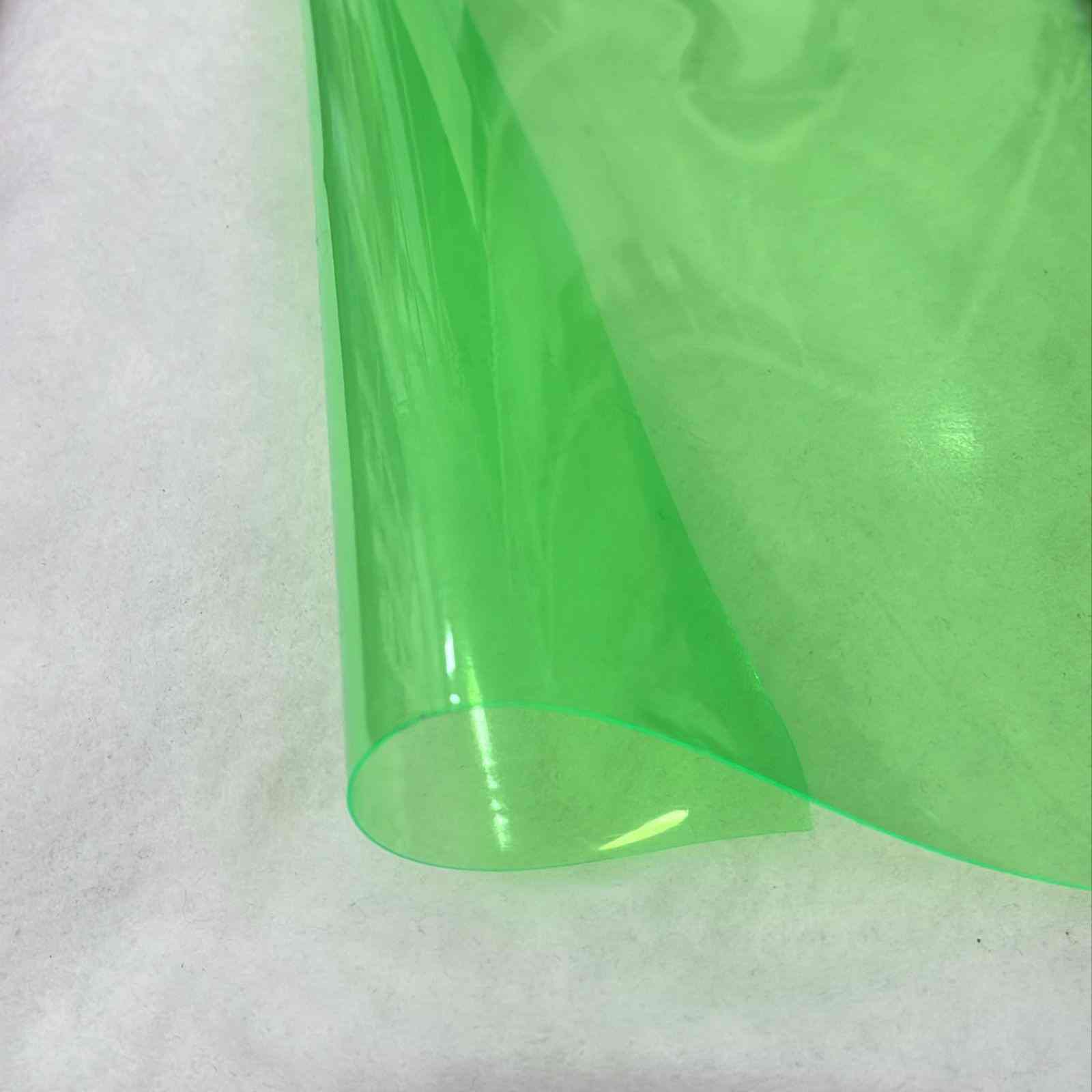 PLASTICO  LISO POR METRO